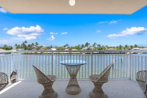 Copropriété à vendre à Pompano Beach, Floride: 2 chambres, 102.38 m2 № 1186615 - photo 20