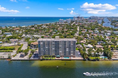 Condo in Pompano Beach, Florida, 2 bedrooms  № 1186615 - photo 2