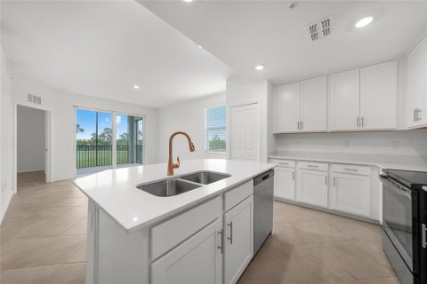 Condo in Venice, Florida, 3 bedrooms  № 1386959 - photo 10