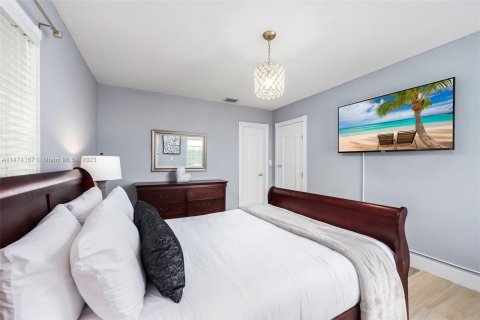 Casa en venta en Miami Shores, Florida, 5 dormitorios, 412.02 m2 № 784701 - foto 23
