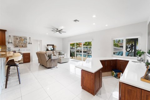 Casa en venta en Fort Lauderdale, Florida, 4 dormitorios, 249.16 m2 № 784704 - foto 23