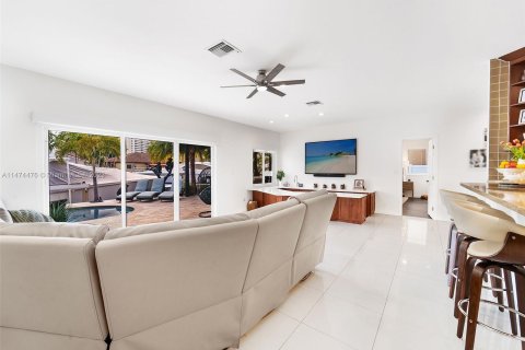 Casa en venta en Fort Lauderdale, Florida, 4 dormitorios, 249.16 m2 № 784704 - foto 22