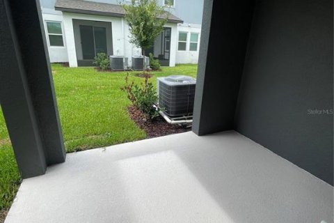 Townhouse in Winter Park, Florida 3 bedrooms, 220.92 sq.m. № 1358382 - photo 28