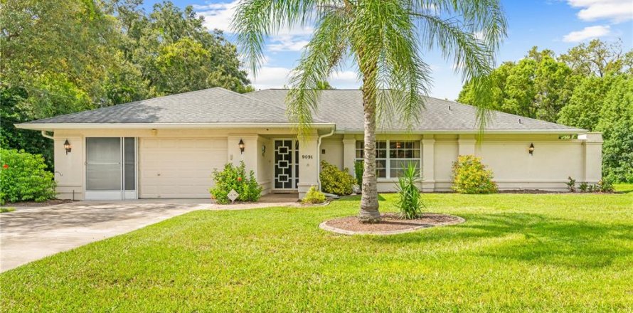 Villa ou maison à Spring Hill, Floride 2 chambres, 164.81 m2 № 1352762