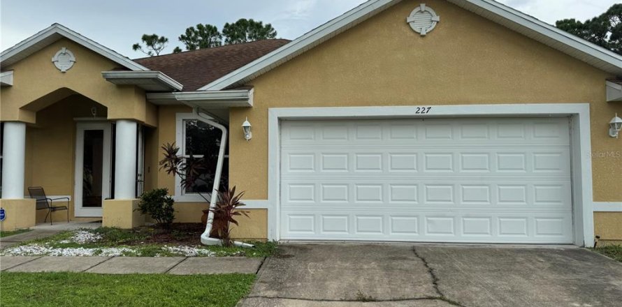 House in Palm Bay, Florida 4 bedrooms, 209.31 sq.m. № 1352760