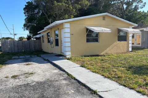 House in Riviera Beach, Florida 3 bedrooms, 80.27 sq.m. № 1172124 - photo 13