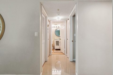 Copropriété à vendre à Fort Lauderdale, Floride: 2 chambres, 125.42 m2 № 1225632 - photo 13