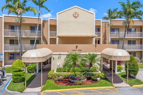 Copropriété à vendre à Fort Lauderdale, Floride: 2 chambres, 125.42 m2 № 1225632 - photo 29