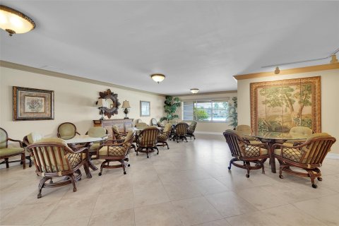 Copropriété à vendre à Pompano Beach, Floride: 2 chambres, 130.06 m2 № 1225722 - photo 18