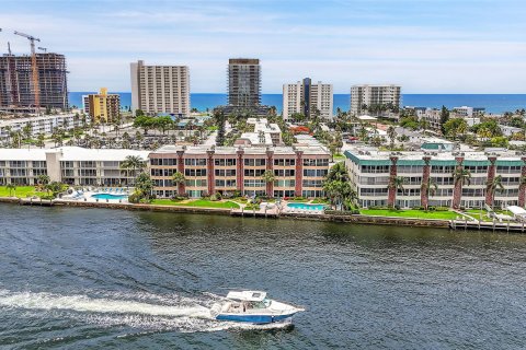 Copropriété à vendre à Pompano Beach, Floride: 2 chambres, 130.06 m2 № 1225722 - photo 5