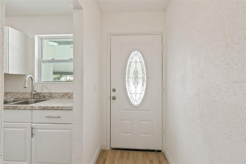 House in Jacksonville, Florida 3 bedrooms, 96.53 sq.m. № 1130064 - photo 8