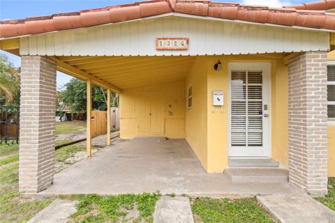 House in Fort Lauderdale, Florida 2 bedrooms, 96.06 sq.m. № 965950 - photo 20