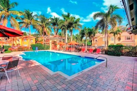 Condominio en venta en Pompano Beach, Florida, 3 dormitorios, 142.7 m2 № 1210373 - foto 1