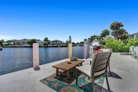 Villa ou maison à vendre à Hallandale Beach, Floride: 5 chambres, 264.59 m2 № 959590 - photo 9