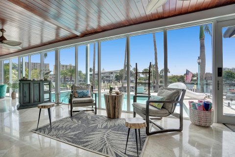 Villa ou maison à vendre à Hallandale Beach, Floride: 5 chambres, 264.59 m2 № 959590 - photo 25