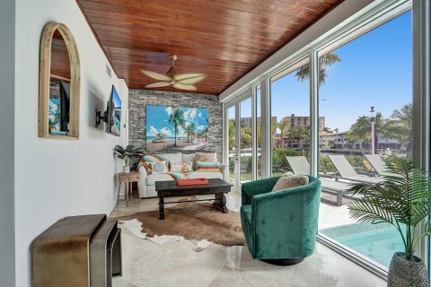 Villa ou maison à vendre à Hallandale Beach, Floride: 5 chambres, 264.59 m2 № 959590 - photo 23