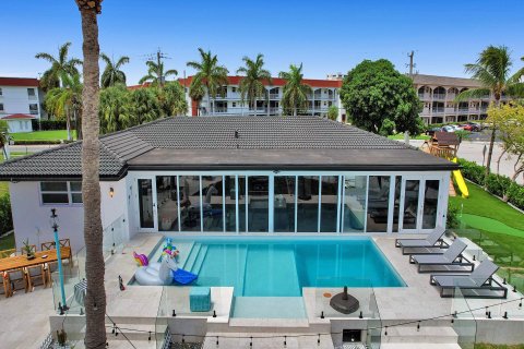Villa ou maison à vendre à Hallandale Beach, Floride: 5 chambres, 264.59 m2 № 959590 - photo 6
