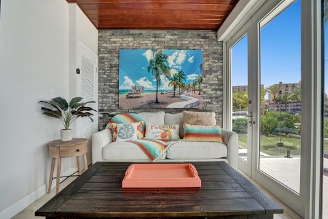 Villa ou maison à vendre à Hallandale Beach, Floride: 5 chambres, 264.59 m2 № 959590 - photo 22