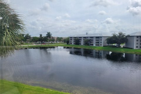 Condominio en alquiler en Davie, Florida, 1 dormitorio, 87.33 m2 № 1345843 - foto 4