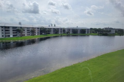 Condominio en alquiler en Davie, Florida, 1 dormitorio, 87.33 m2 № 1345843 - foto 5