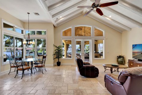 Villa ou maison à vendre à Stuart, Floride: 4 chambres, 344.67 m2 № 1208673 - photo 22