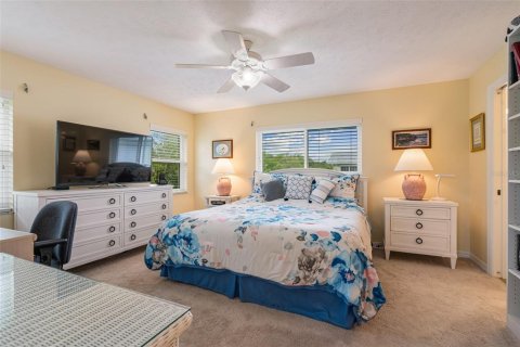 Condo in Vero Beach, Florida, 2 bedrooms  № 1284669 - photo 15