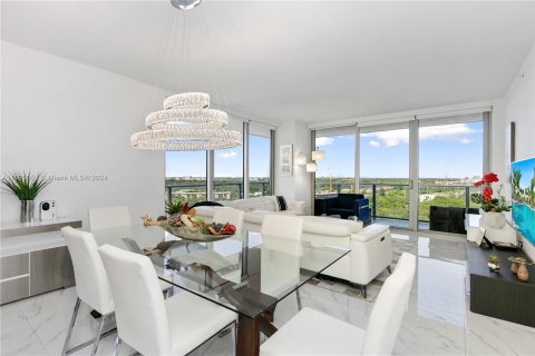 Copropriété à vendre à North Miami Beach, Floride: 3 chambres, 144.56 m2 № 1271830 - photo 1