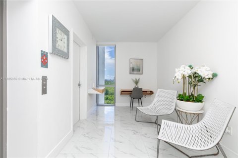 Condominio en venta en North Miami Beach, Florida, 3 dormitorios, 144.56 m2 № 1271830 - foto 4