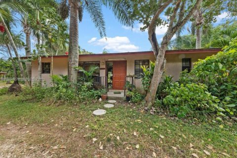 Villa ou maison à vendre à Homestead, Floride: 1 chambre, 196.12 m2 № 1230872 - photo 1