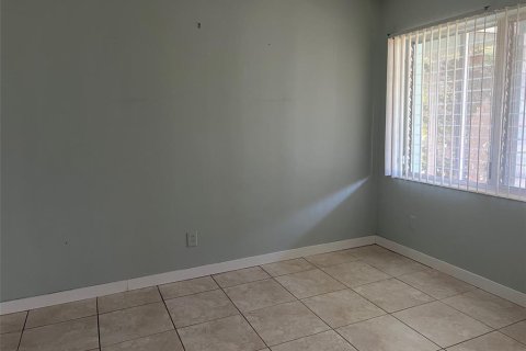 Copropriété à vendre à South Pasadena, Floride: 1 chambre, 49.05 m2 № 1349506 - photo 15