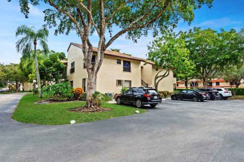 Copropriété à vendre à Coconut Creek, Floride: 2 chambres, 91.23 m2 № 984152 - photo 15