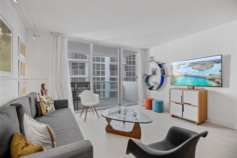 Condominio en venta en Miami Beach, Florida, 1 dormitorio, 77.76 m2 № 1399865 - foto 20