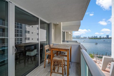 Condominio en venta en Miami Beach, Florida, 1 dormitorio, 77.76 m2 № 1399865 - foto 17