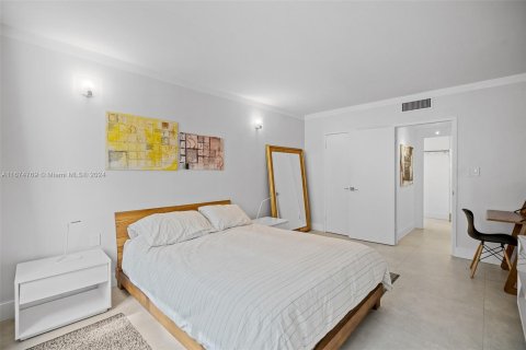 Condominio en venta en Miami Beach, Florida, 1 dormitorio, 77.76 m2 № 1399865 - foto 10