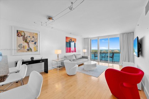 Copropriété à vendre à Miami Beach, Floride: 1 chambre, 72.46 m2 № 1399870 - photo 2