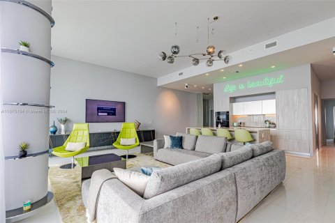 Condominio en venta en Miami, Florida, 3 dormitorios, 167.6 m2 № 1399871 - foto 8