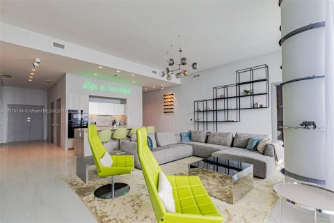 Condominio en venta en Miami, Florida, 3 dormitorios, 167.6 m2 № 1399871 - foto 7