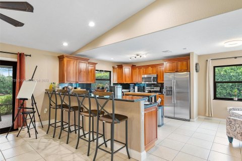 Villa ou maison à vendre à Homestead, Floride: 4 chambres, 216.56 m2 № 866261 - photo 13