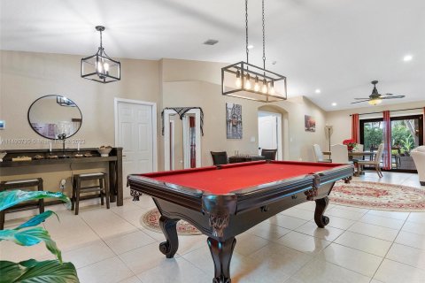 Casa en venta en Homestead, Florida, 4 dormitorios, 216.56 m2 № 866261 - foto 5