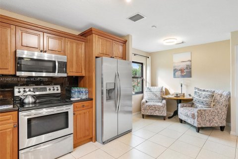 Casa en venta en Homestead, Florida, 4 dormitorios, 216.56 m2 № 866261 - foto 11