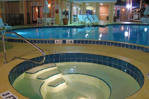 Hotel en venta en Kissimmee, Florida, 48.68 m2 № 600183 - foto 11