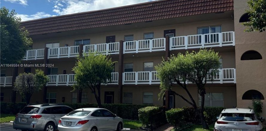 Condo in Sunrise, Florida, 2 bedrooms  № 1331961