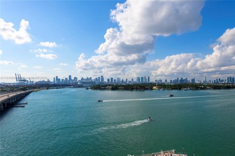 Condominio en venta en Miami Beach, Florida, 3 dormitorios, 184.97 m2 № 1331958 - foto 30