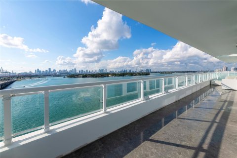 Condominio en venta en Miami Beach, Florida, 3 dormitorios, 184.97 m2 № 1331958 - foto 13