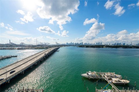 Copropriété à vendre à Miami Beach, Floride: 3 chambres, 184.97 m2 № 1331958 - photo 11