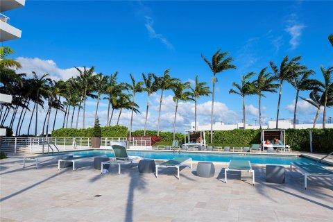 Condo in Miami Beach, Florida, 3 bedrooms  № 1331958 - photo 26