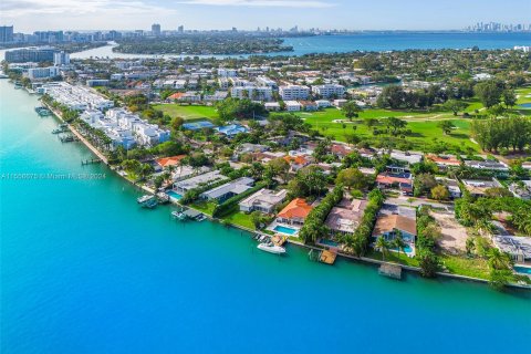 Купить земельный участок в Майами-Бич, Флорида № 1094896 - фото 14
