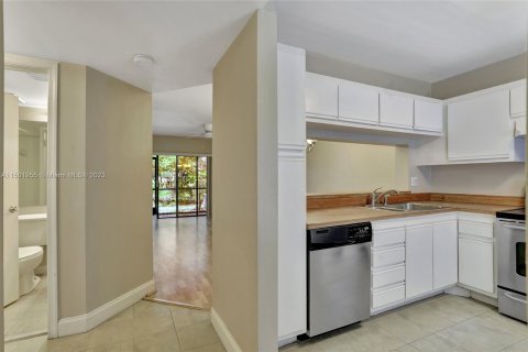 Condominio en venta en Coral Springs, Florida, 2 dormitorios, 78.97 m2 № 908849 - foto 8