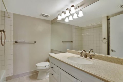 Condominio en venta en Coral Springs, Florida, 2 dormitorios, 78.97 m2 № 908849 - foto 24