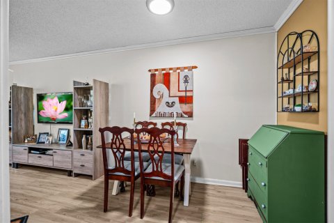 Condo in West Palm Beach, Florida, 1 bedroom  № 914469 - photo 27